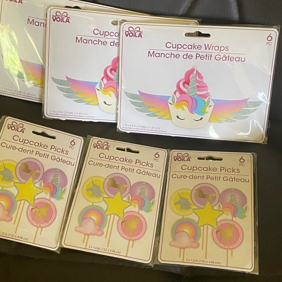 Unicorn Cupcake Wrappers & matching Cupcake picks - Picture 6 of 10